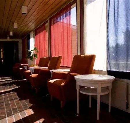 Rinssi-eversti Hotel